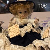 Bambola ceramica dipinta a mano