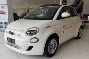 FIAT Nuova 500 Cabrio My23 La Nuova500 - 320 Cabri