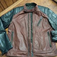 giacca di pelle nera e bordeaux 