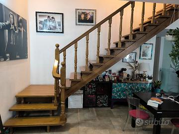 scala a giorno in legno massello 