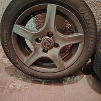 Cerchi Wolfrace da 14” con gomme estive Yokohama