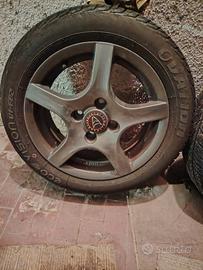 Cerchi Wolfrace da 14” con gomme estive Yokohama