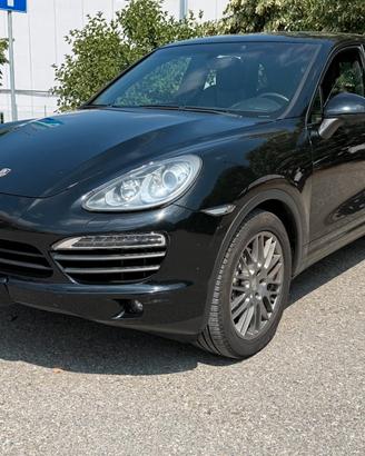 Porsche Cayenne 3.0 hybrid S tiptronic