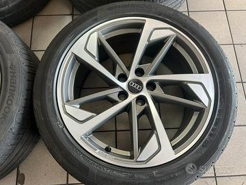 Ceechibin lega 19 originali Audi Q3 con gomme