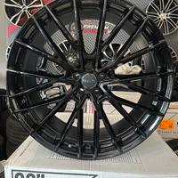 Cerchi Audi RSQ8 RS Q8 Gomme Invernali 295 35 23