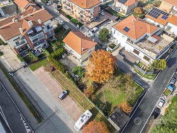 BIFAMILIARE A CHIERI