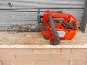 Motosega da potatura Husqvarna T525