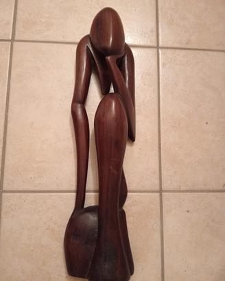 scultura in legno il pensatore
