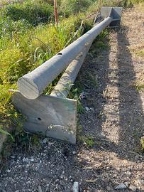 Pilastri in ferro zincato