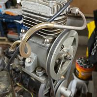 motore elettrico con valvola di blocco per compres