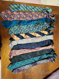 Cravatte vari colori 