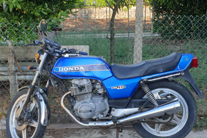 Honda cb 400n