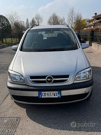 Opel zafira 7 posti 