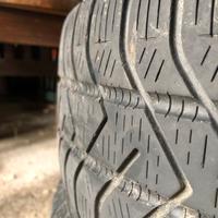 Cerchi in lega audi a1 con gomme invernali