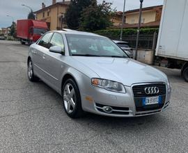 Audi A4 2.0 16V TFSI quattro