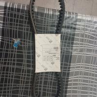 Cinghia trasmiss. sportcity/Beverly/Scarabeo 200