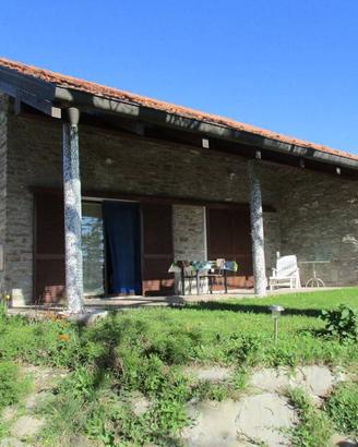 Rustico / Casale di 100 m² con 3 locali a Varsi