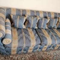 DIVANO TRE POSTI COLORE BLU E ORO