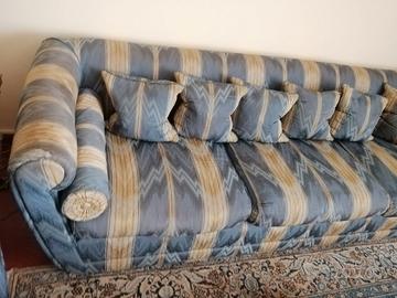 DIVANO TRE POSTI COLORE BLU E ORO