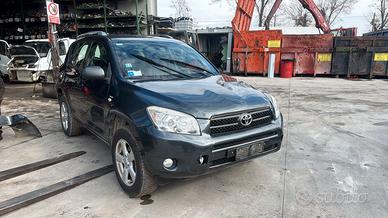 Ricambi per TOYOTA RAV 4 2.2 tdi 2AD  FTV