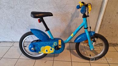 Bicicletta decathlon.