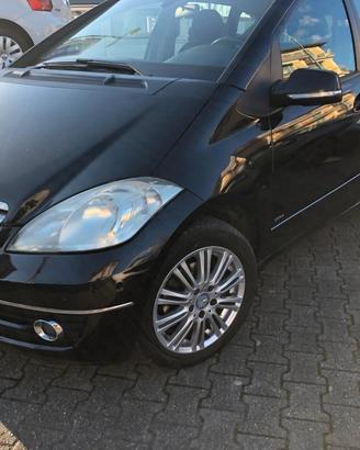 Mercedes-benz A 180 CDI Elegance UNICO P ROPRIETAR
