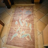 tappeto pura lana fatto a mano.