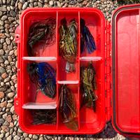 Porta esche Molix + 10 jig da bass fishing