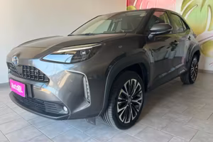 Toyota Yaris Cross 2022 1.5h Lounge fwd 116cv e-cv