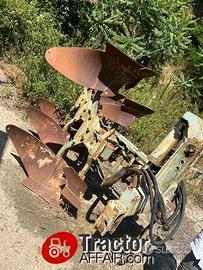 Aratro nardi 3 corpi FETTA VARIABILE Trattore usat