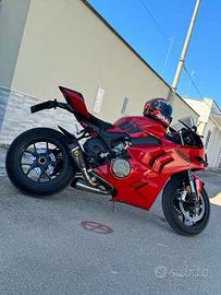 Ducati panigale v4