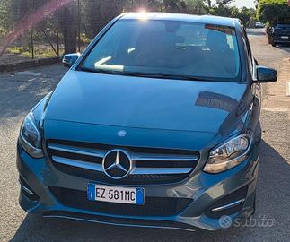 Mercedes-Benz B200 automatica