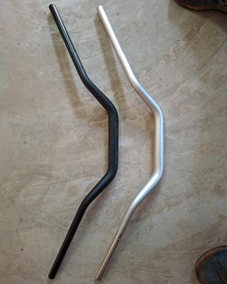 Manubrio originale BMW R1250Gs o R1250Gs nero/arg