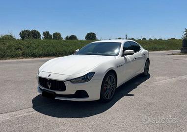 Ghibli 3.0 V6 ds 250cv