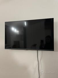 TV 32 pollici + supporto muro