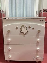 Fasciatoio con cassetti e vaschetta-bagnetto