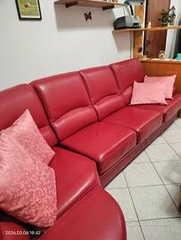 Divano angolare in pelle con letto matrimoniale