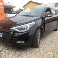 Hyundai i20 incidentata