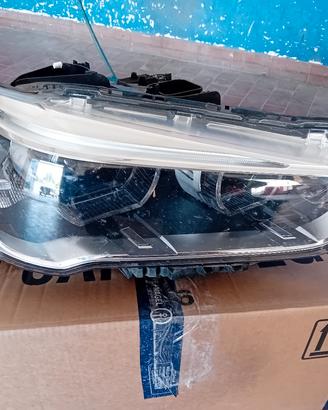 Faro destro BMW x1 a led 
