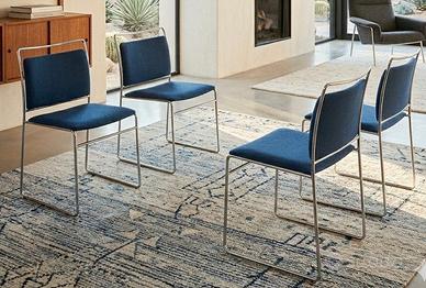 Sedie TULU di Kazuhide Takahama per Cassina