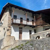 Porzione di casa in fraz.arata marmora cn