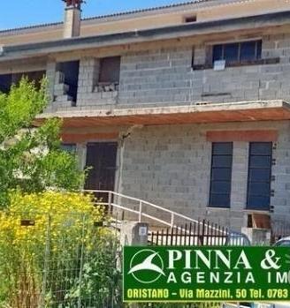 ORTUERI- FABBRICATO su più livelli