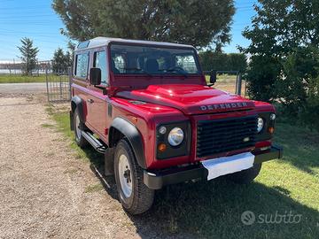 Defender 90 LE