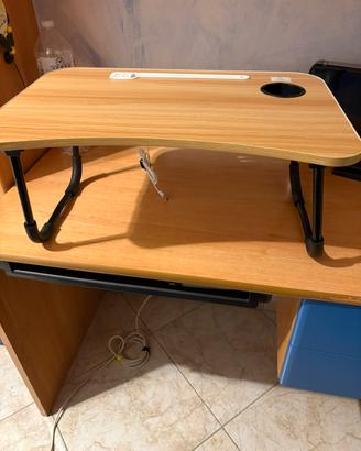Tavolino da letto in legno