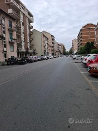 Negozio mq. 45 Zona Mirafiori via Barbera 12 TO