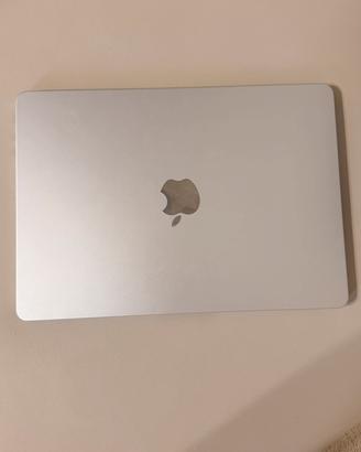 Macbook m2 256gb 8gb ram
