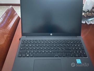 HP Laptop 15-fd0010sl, Intel N100, RAM 8GB DDR4, S