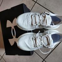 Scarpe da ginnastica per uomo nuove 