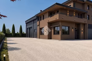 COMPLESSO A SERNAGLIA DELLA BATTAGLIA
