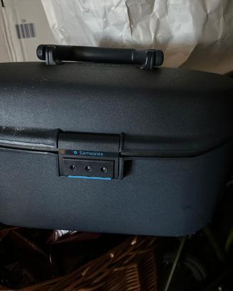 Beauty case rigido